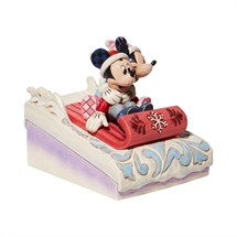 Disney Traditions - Mickey and Minnie Sledding H: 11,5 cm.